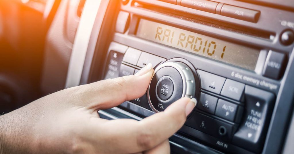Dal 3 al 23 Marzo in onda la nuova programmazione radiofonica di Olio Clemente su RaiRadio1 e RaiRadio2.